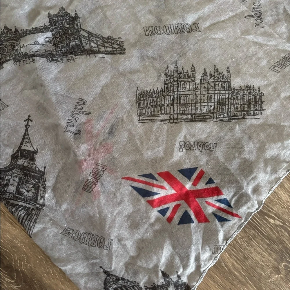 Gray Infinity scarf London Print Scarf